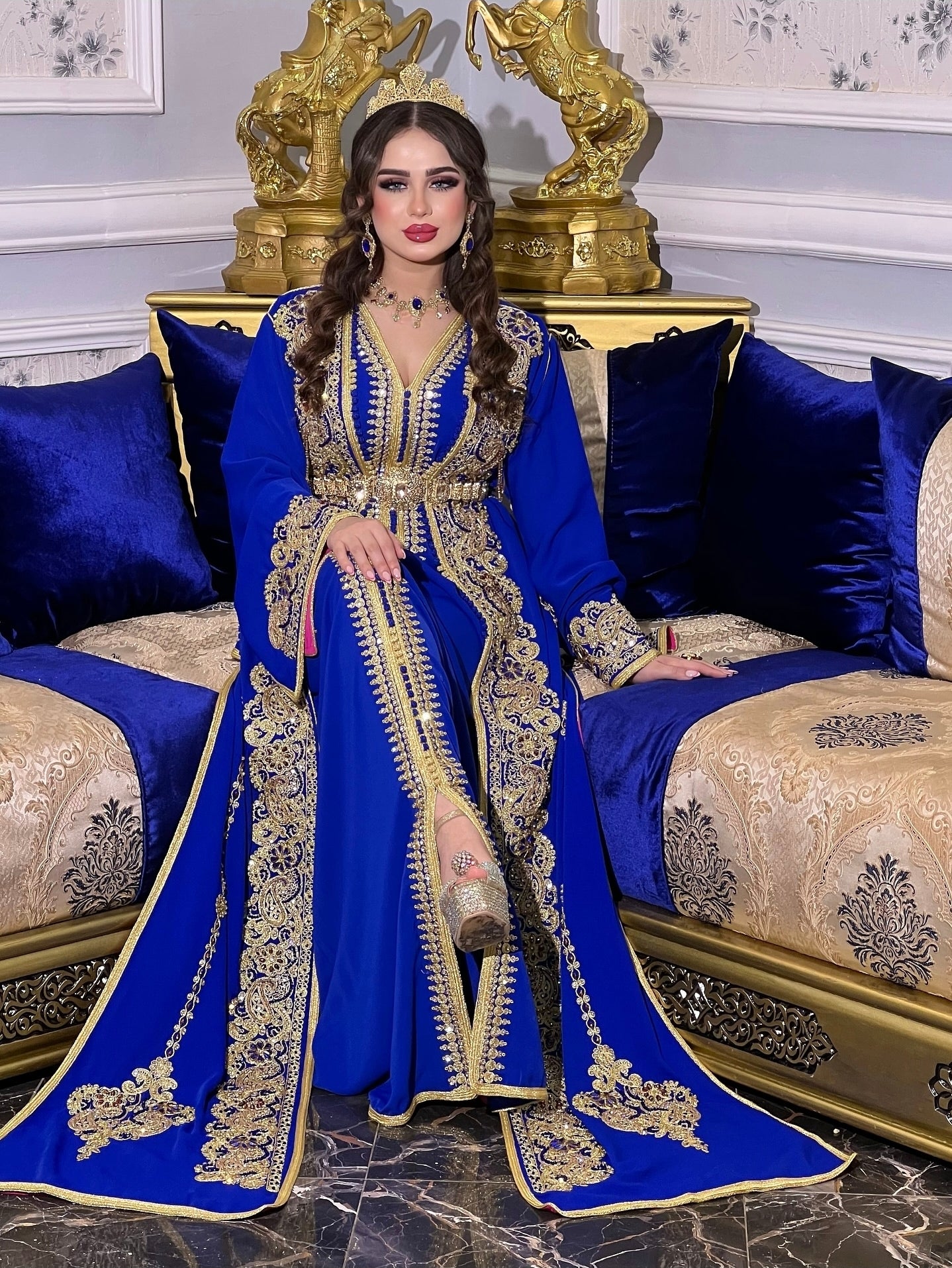 đ Caftan Takchita Prestige â LâArt de Briller en Grande Occasions