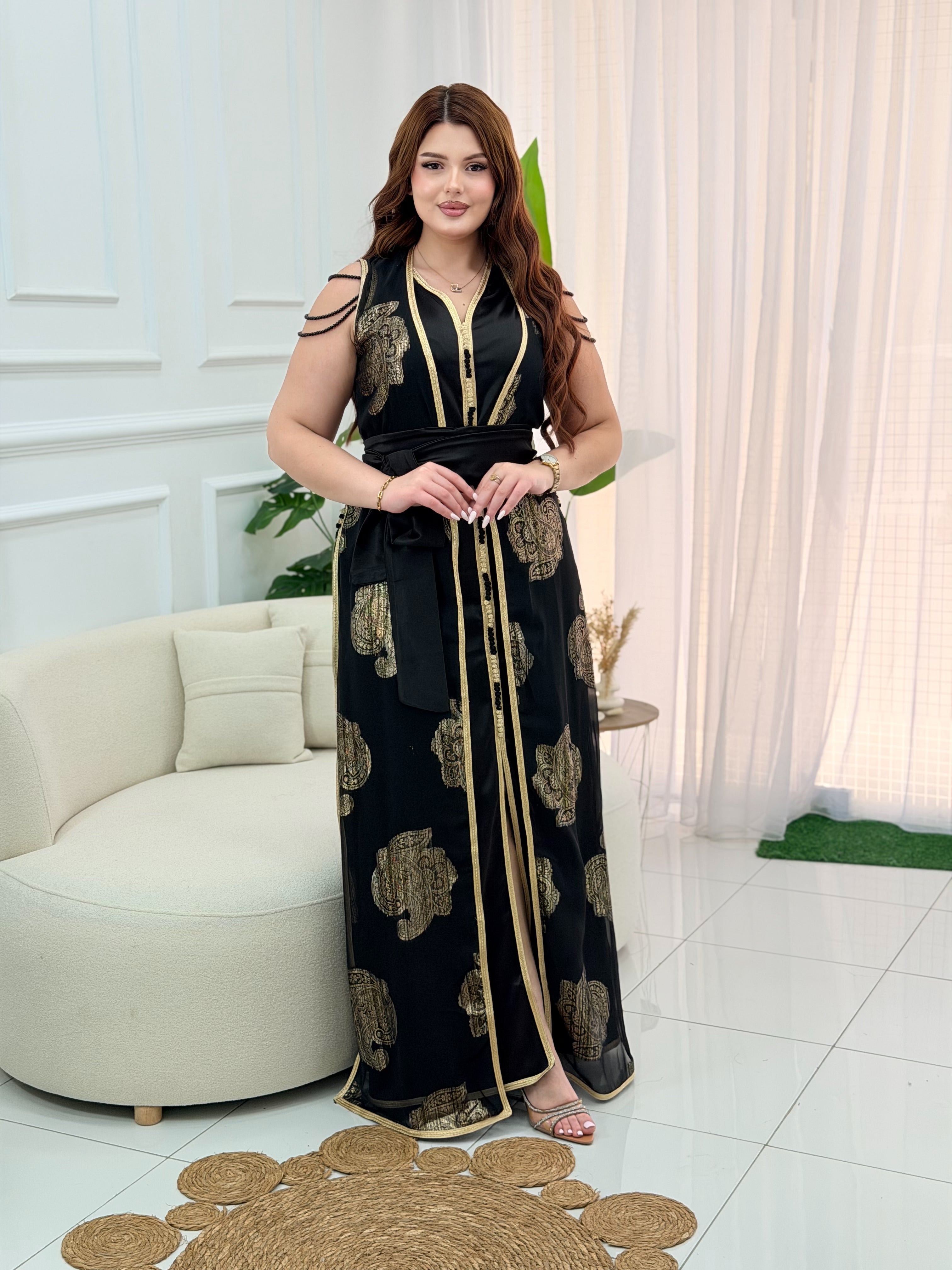 Caftan deux pièces en satin noir avec Tlija brodée or
