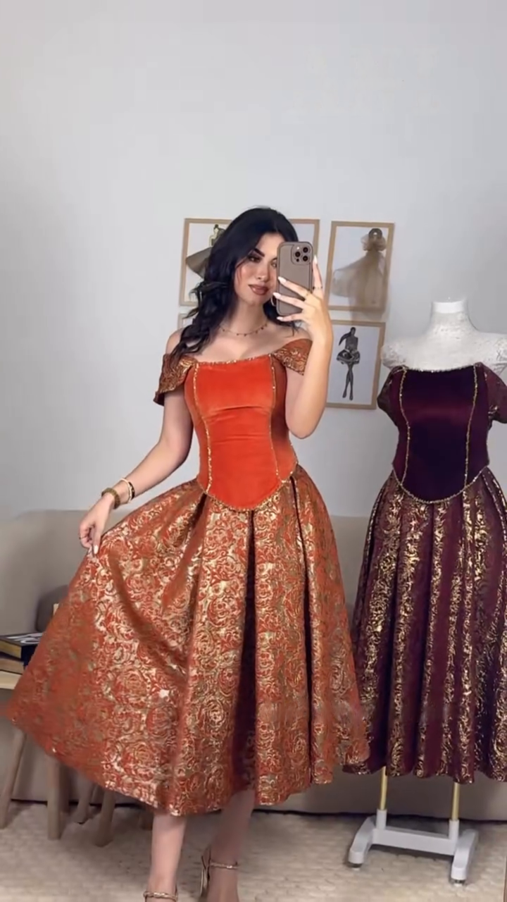 Robe Midi de Bal en Velours & Brocart Doré