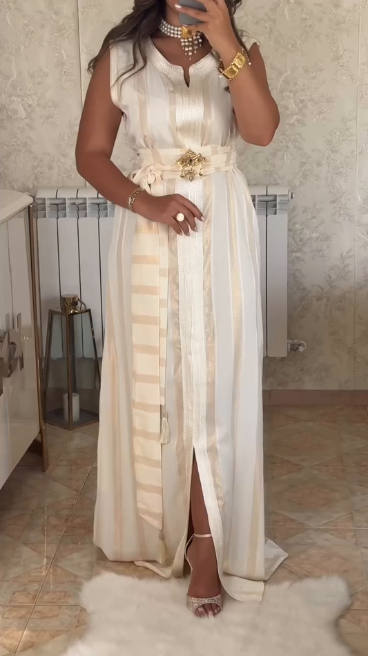 ✨ Caftan Nedjma Sable Doré – Harmonie et raffinement intemporel ✨