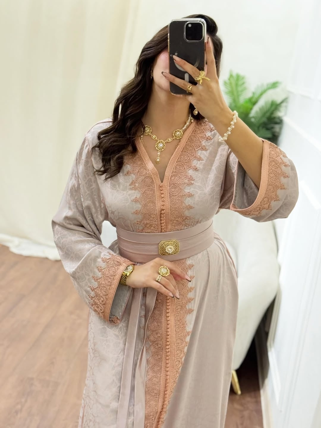 ✨ Caftan Élégance Kamkha  – Raffinement Oriental & Allure Féminine