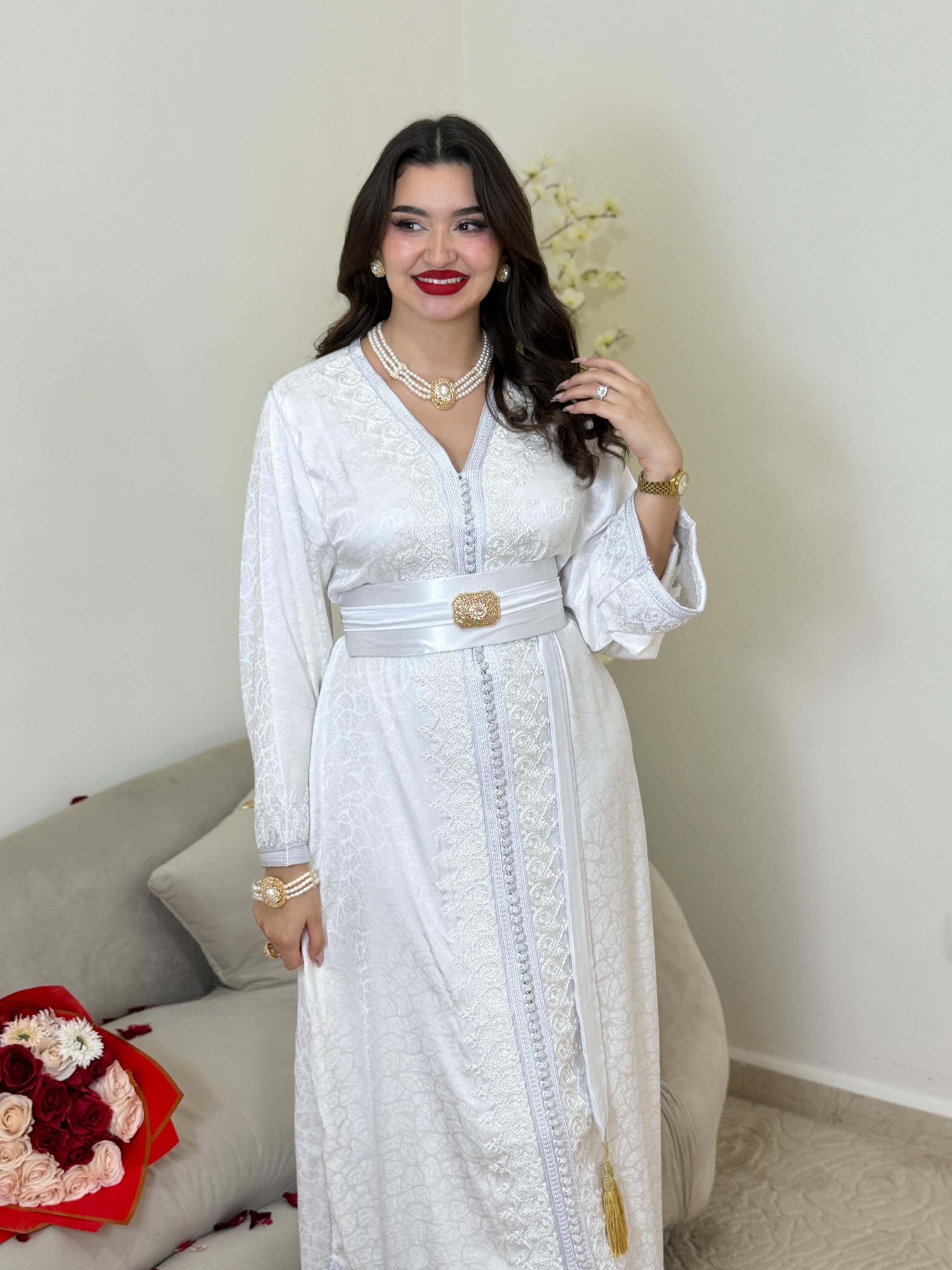 ✨ Caftan Élégance Kamkha Blanc  – Raffinement Oriental & Allure Féminine