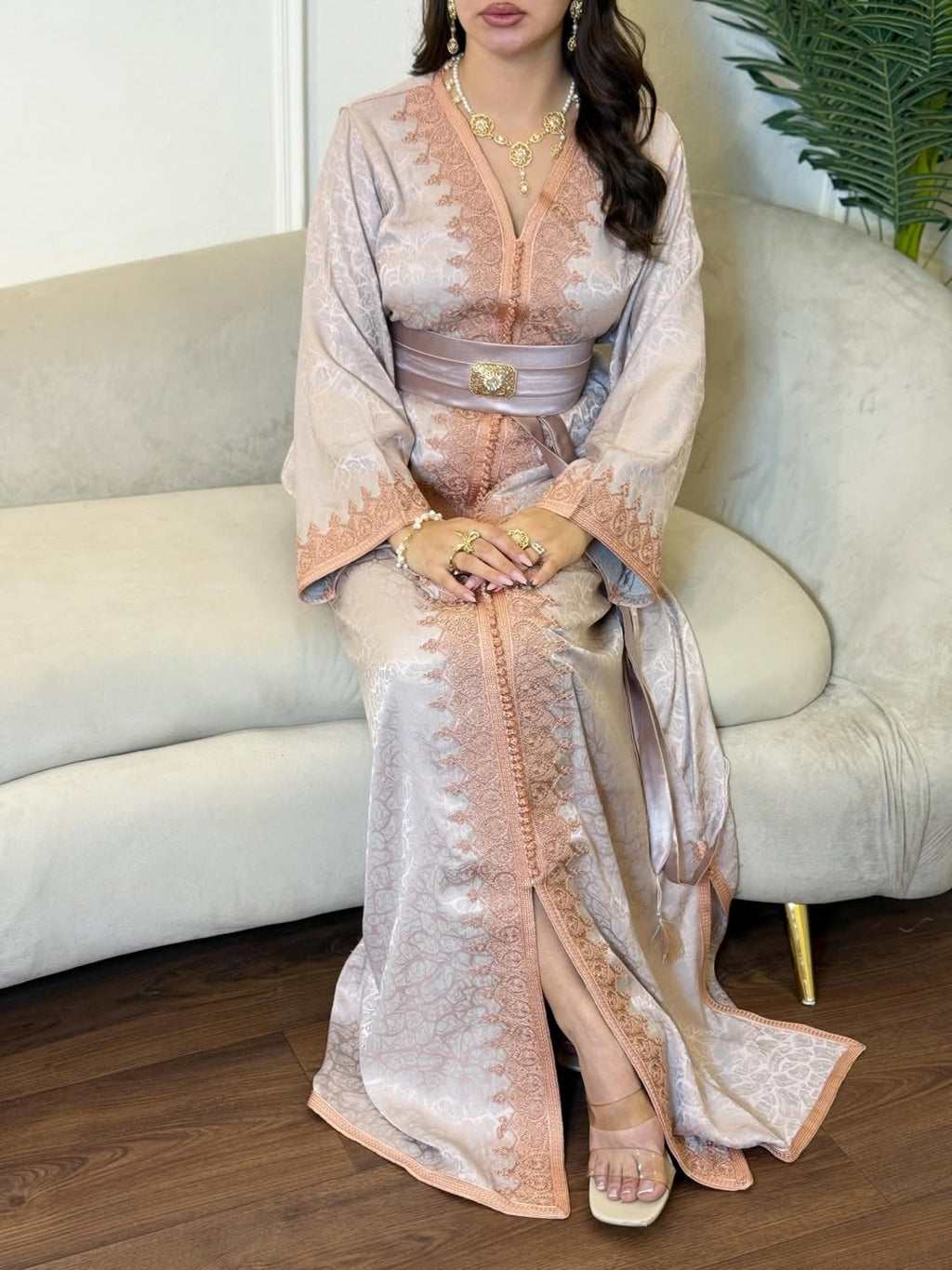 ✨ Caftan Élégance Kamkha  – Raffinement Oriental & Allure Féminine